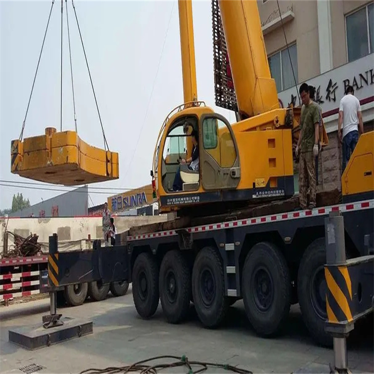 防城当地吊车出租|机器吊装|75吨|工厂搬迁服务